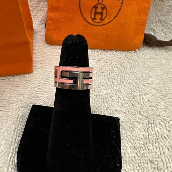 Hermes Enamel Arcane Moveable H Ring Size 5 - Picture 4 of 10